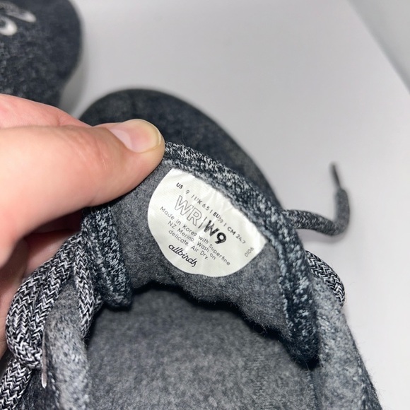 Allbirds Women’s Grey Merino Wool Runner Sneaker | Size 9 - Picture 5 of 7